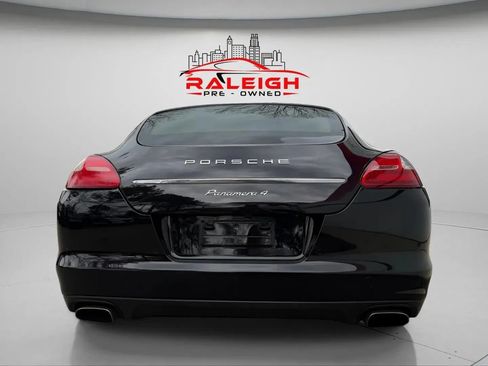 Used 2011 Porsche Panamera 4 image 6