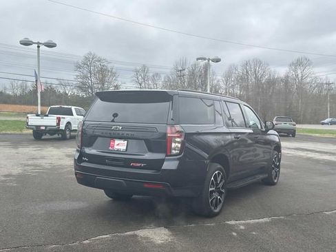 Certified 2024 Chevrolet Suburban RST RWD image 4