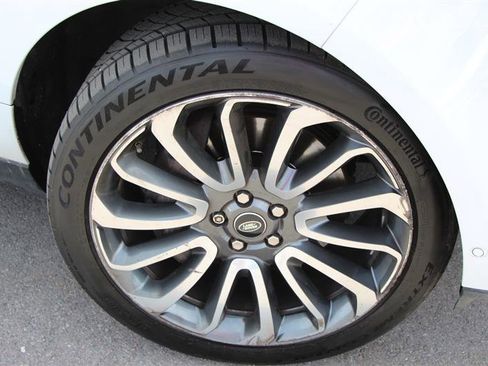 Used 2015 Land Rover Range Rover Autobiography AWD/4WD image 12
