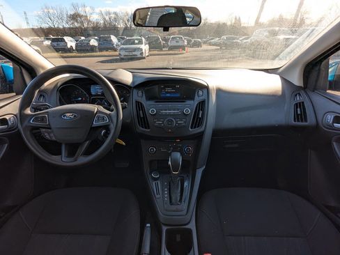 Used 2017 Ford Focus SE image 17