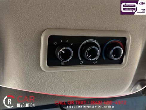 Used 2022 Chevrolet Express 3500 LS image 23