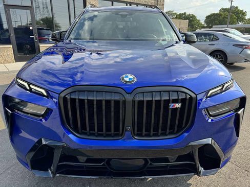 Used 2023 BMW X7 M60i w/ Executive Package AWD/4WD image 3