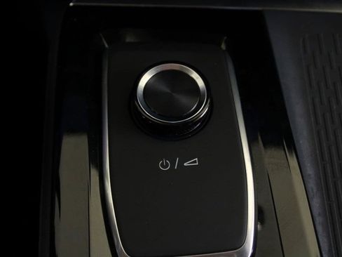 Used 2025 Buick Enclave Sport Touring FWD image 20