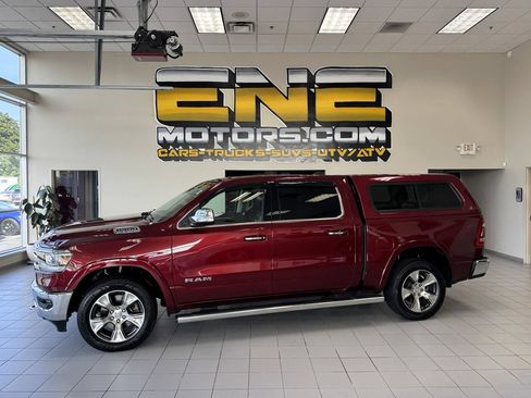 Used 2019 RAM 1500 Laramie AWD/4WD image 4