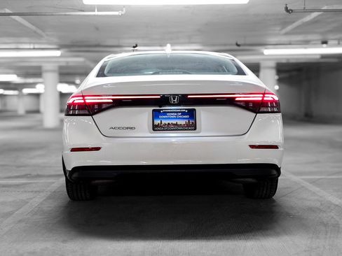 Certified 2023 Honda Accord EX image 8