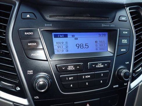 Used 2013 Hyundai Santa Fe Sport w/ Popular Equipment Pkg AWD/4WD image 17