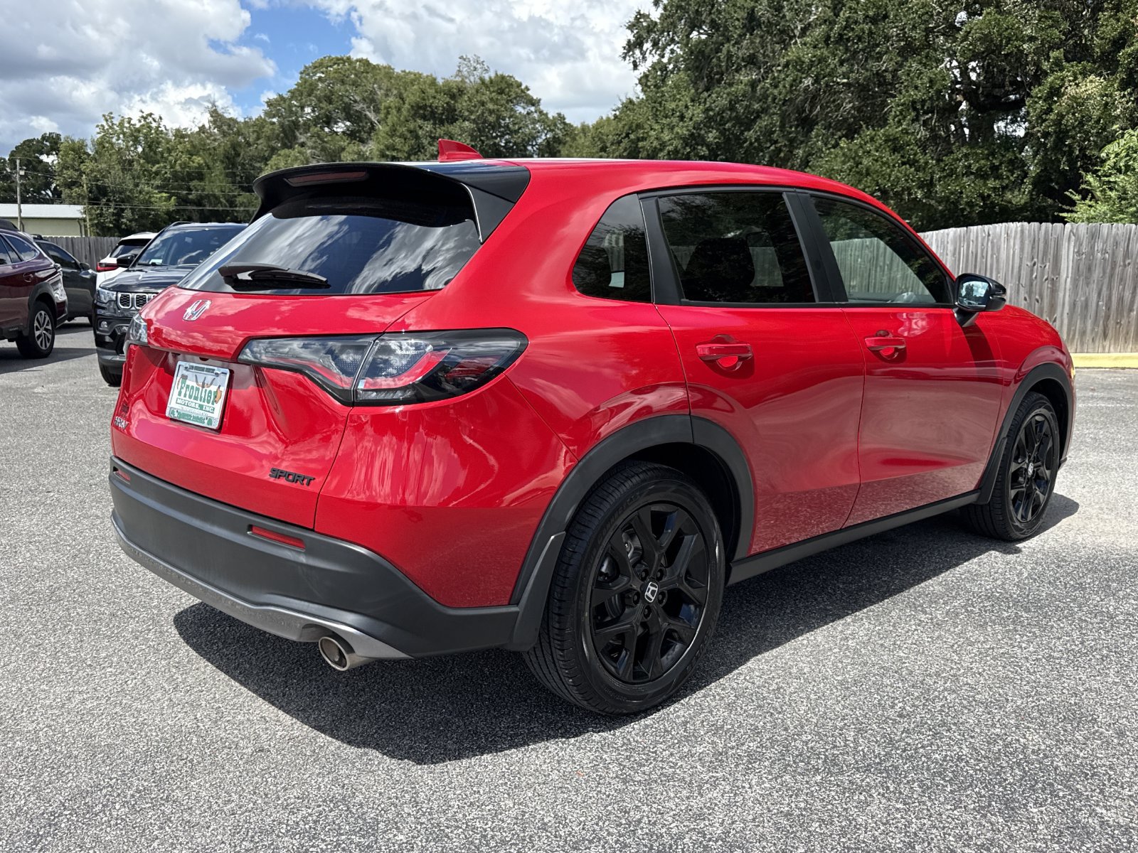 Used 2025 Honda HR-V Sport image 6