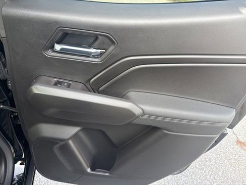 New 2026 Chevrolet Colorado LT image 23