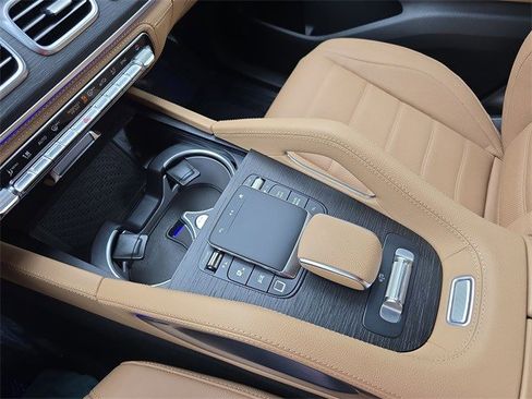 New 2026 Mercedes-Benz GLS 450 4MATIC image 26