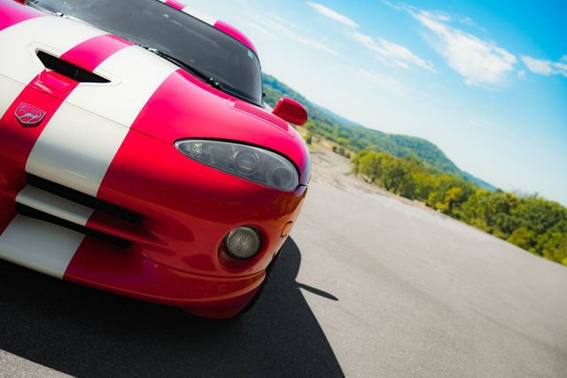 Used 2002 Dodge Viper GTS RWD image 19