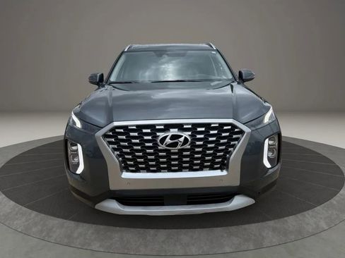 Used 2021 Hyundai Palisade SEL w/ Premium Package FWD image 2