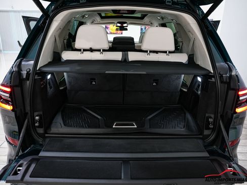 Used 2025 BMW ALPINA XB7 image 82