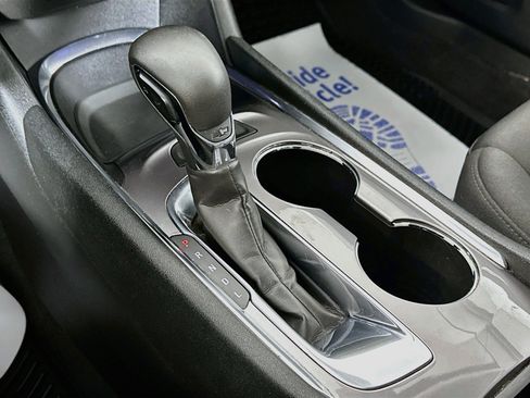 Used 2021 Chevrolet Malibu LT FWD image 16