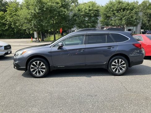 Used 2015 Subaru Outback 2.5i Limited AWD/4WD image 8
