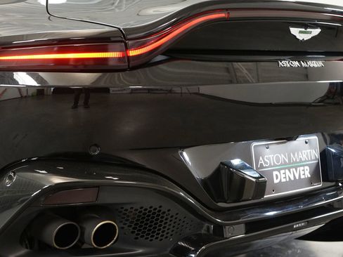 Used 2019 Aston Martin V8 Vantage Coupe image 25