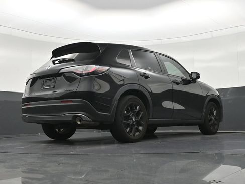 Used 2025 Honda HR-V Sport image 26