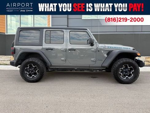 Used 2022 Jeep Wrangler Unlimited Rubicon 4xe AWD/4WD image 2