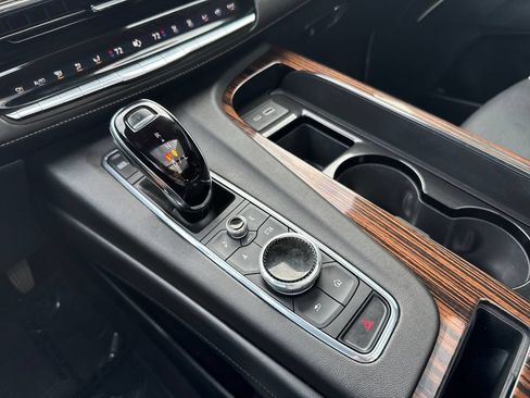 Used 2023 Cadillac Escalade Premium Luxury w/ Performance Package AWD/4WD image 26