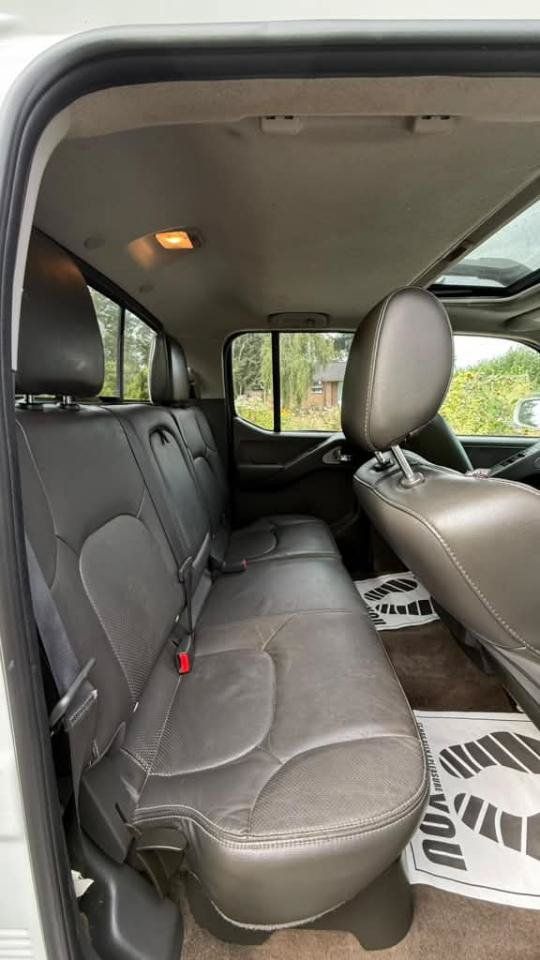 Used 2017 Nissan Frontier 4x4 Crew Cab image 10