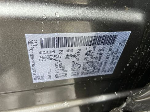 Used 2025 Nissan Rogue SV image 26