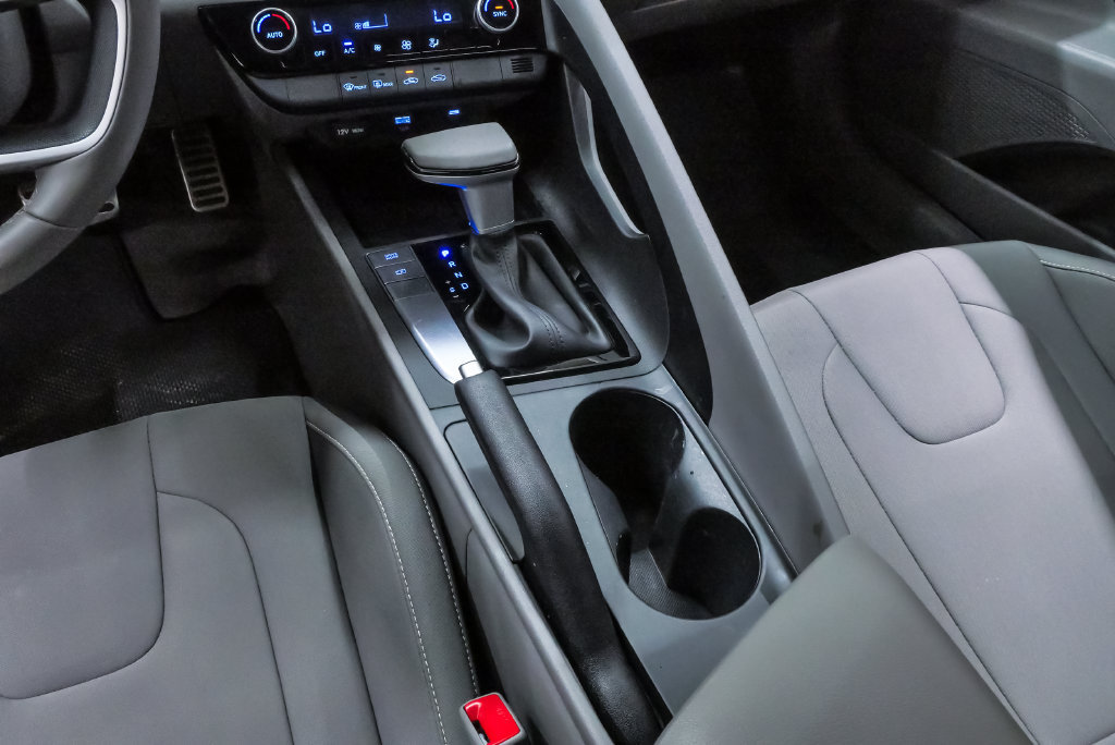 Certified 2026 Hyundai Elantra Sport FWD image 18