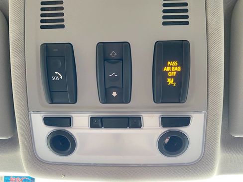 Used 2010 BMW 328i xDrive Sedan image 19