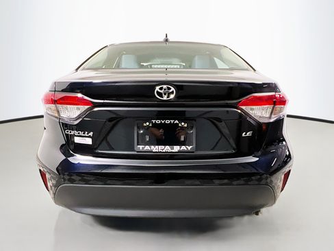 Used 2025 Toyota Corolla LE FWD image 6