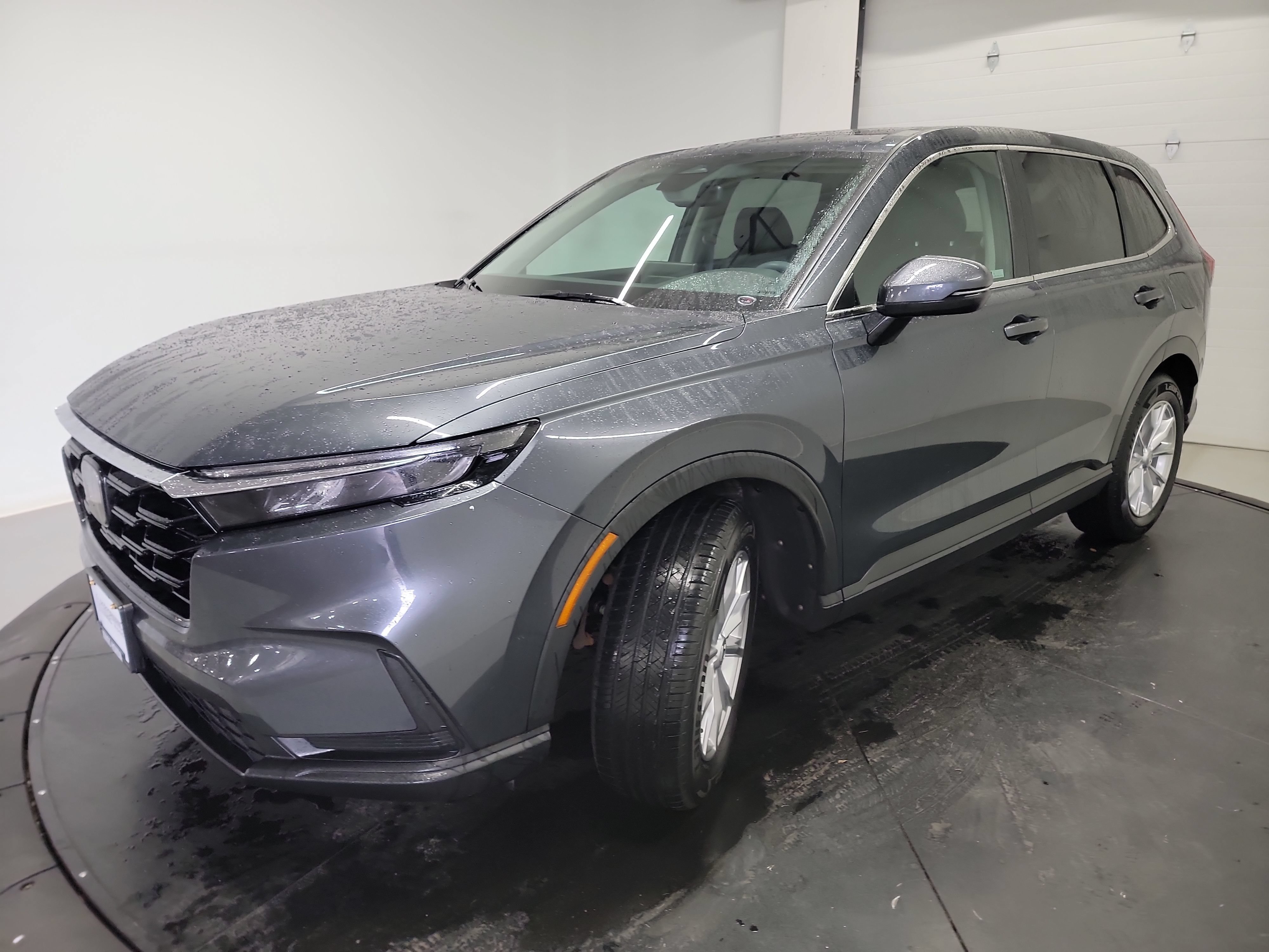 Used 2024 Honda CR-V EX image 3