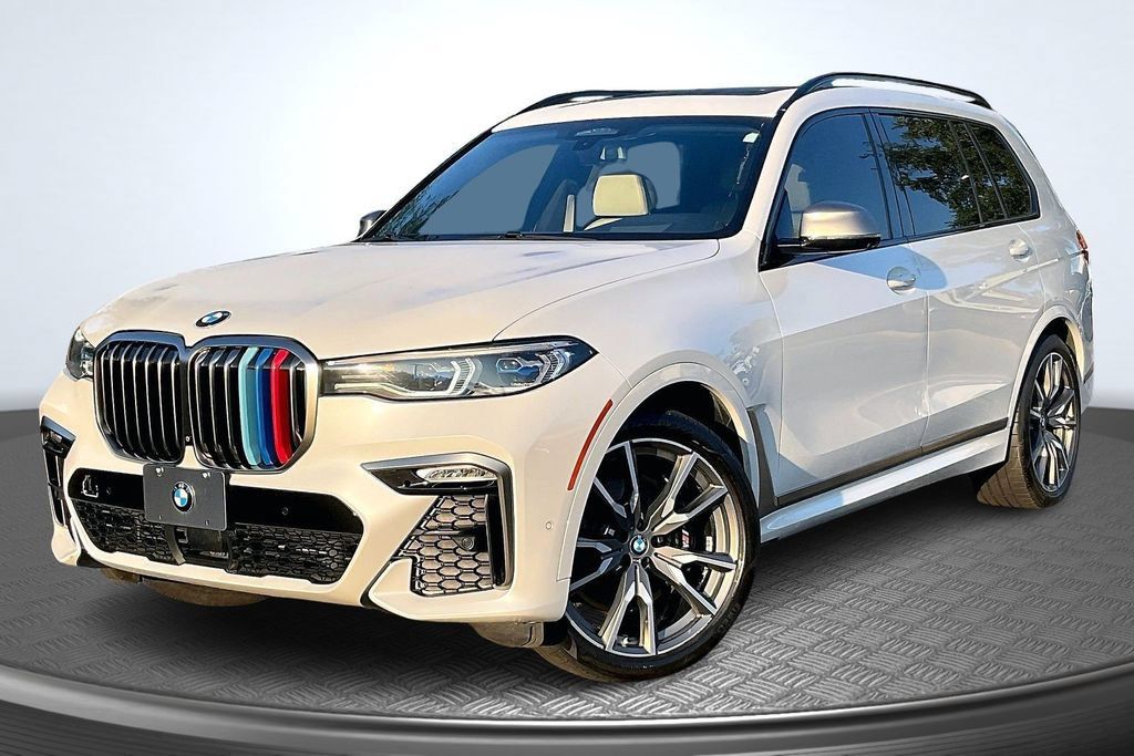 Used 2021 BMW X7 M50i AWD/4WD image 3