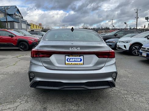 Used 2023 Kia Forte LXS w/ LXS Technology Package image 7