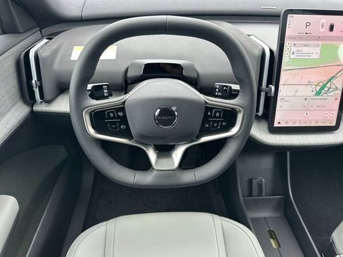 New 2026 Volvo EX30 Plus w/ Climate Package image 13
