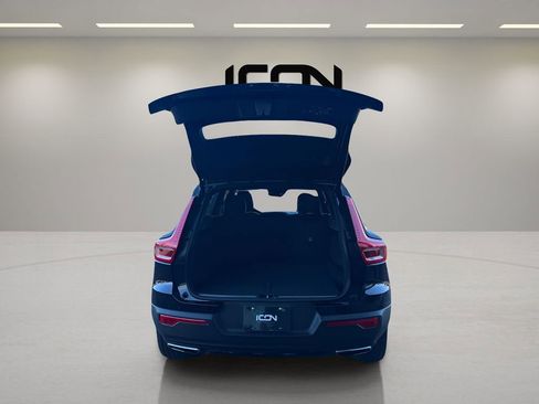 Used 2020 Volvo XC40 T5 R-Design image 20