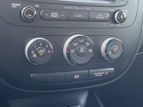 Used 2016 Kia Soul w/ Convenience Package FWD image 27