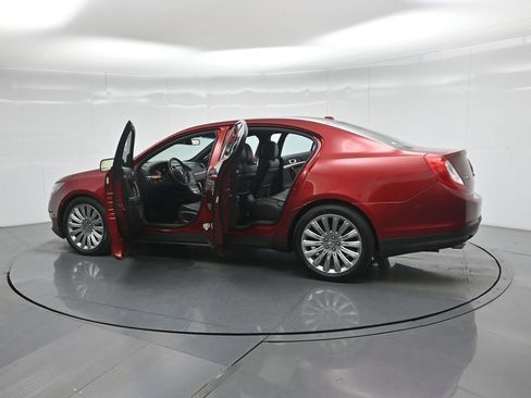 Used 2013 Lincoln MKS AWD image 34