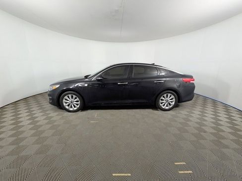 Used 2016 Kia Optima EX w/ Option Group 040 image 17