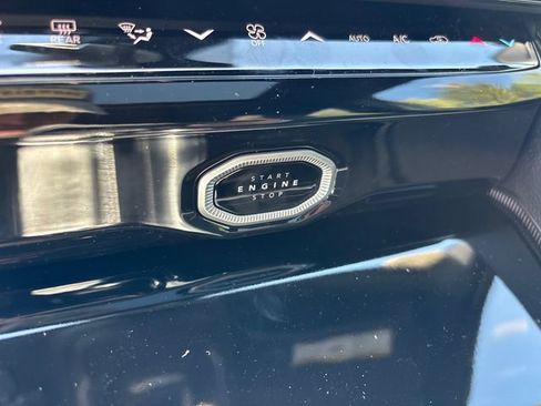 New 2026 Jeep Grand Cherokee Altitude AWD/4WD image 17