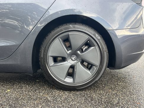 Used 2023 Tesla Model 3 Standard Range RWD image 32
