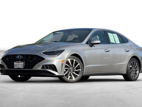 Used 2020 Hyundai Sonata Limited w/ Cargo Package image 2