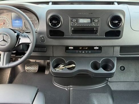 New 2026 Mercedes-Benz Sprinter 2500 image 22
