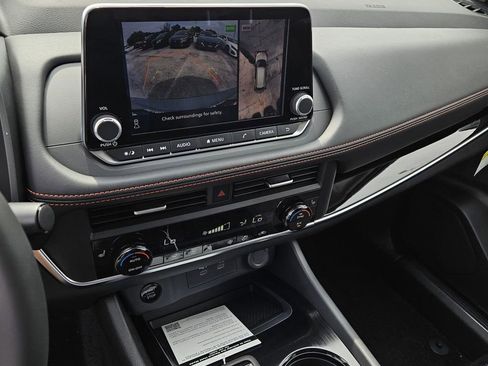 New 2026 Nissan Rogue SV image 18