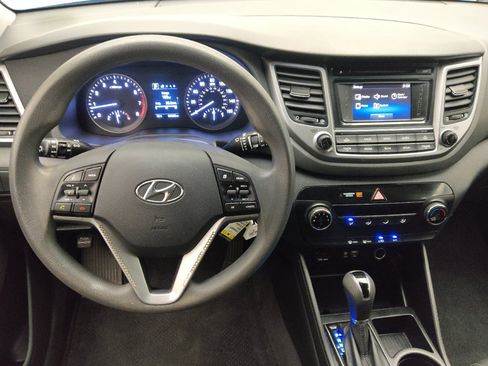 Used 2017 Hyundai Tucson SE w/ SE Popular Package 02 FWD image 22