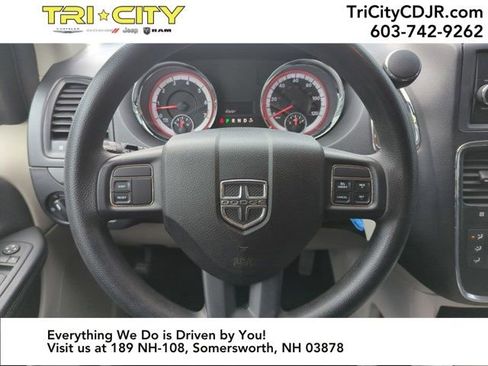 Used 2012 Dodge Grand Caravan SXT image 20