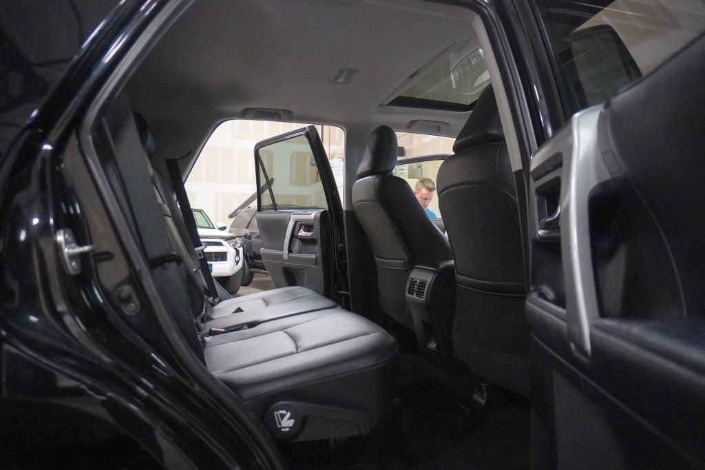 Used 2021 Toyota 4Runner SR5 Premium w/ Moonroof Package AWD/4WD image 16