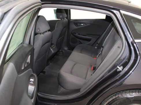 Used 2023 Chevrolet Malibu LS image 24