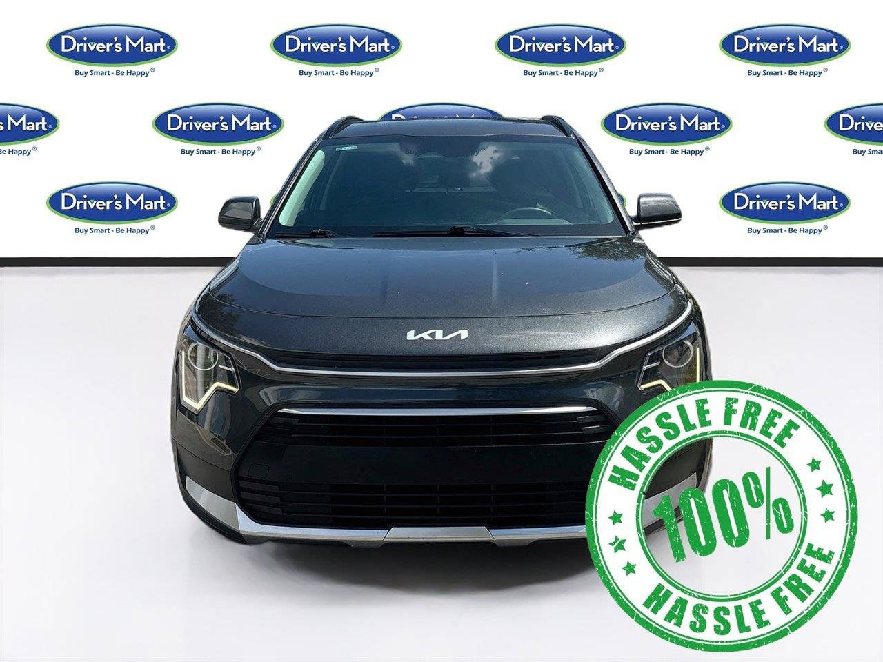 Used 2025 Kia Niro LX FWD image 2