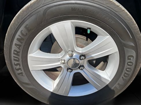 Used 2015 Jeep Compass FWD image 6