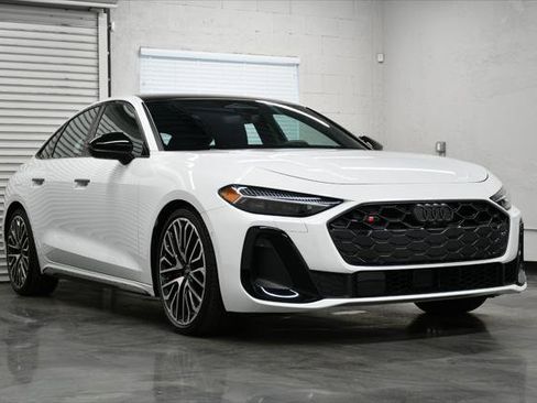 Used 2025 Audi S5 Premium Plus w/ Premium Plus Package AWD/4WD image 25