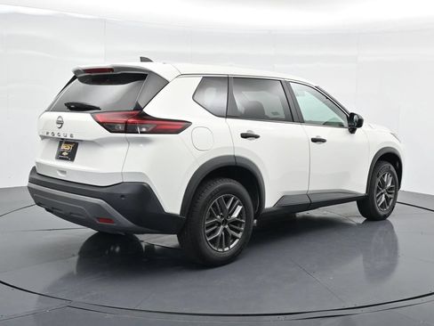 Used 2023 Nissan Rogue S FWD image 7