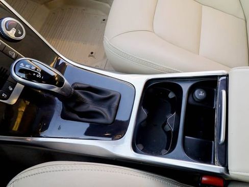 Used 2016 Volvo XC70 T5 Platinum image 55