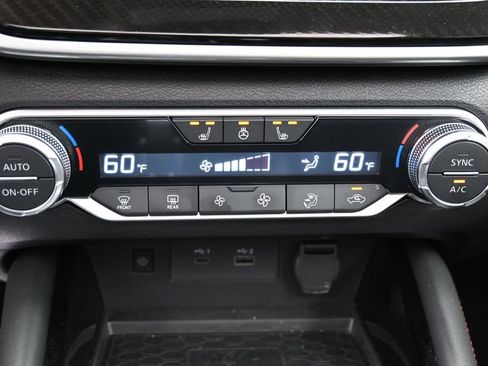 Used 2024 Nissan Altima 2.0 SR FWD image 25